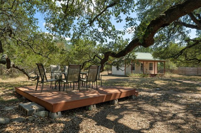1211 Quail Ridge DR, Dripping Springs, TX 78620