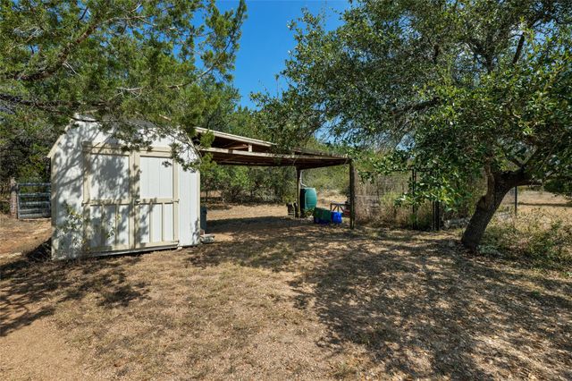 1211 Quail Ridge DR, Dripping Springs, TX 78620