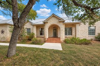 1211 Quail Ridge DR, Dripping Springs, TX 78620
