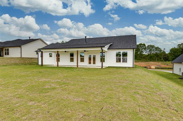112 Walters Way, Pickens, SC 29671