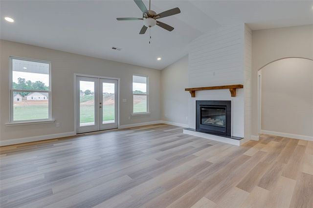 112 Walters Way, Pickens, SC 29671