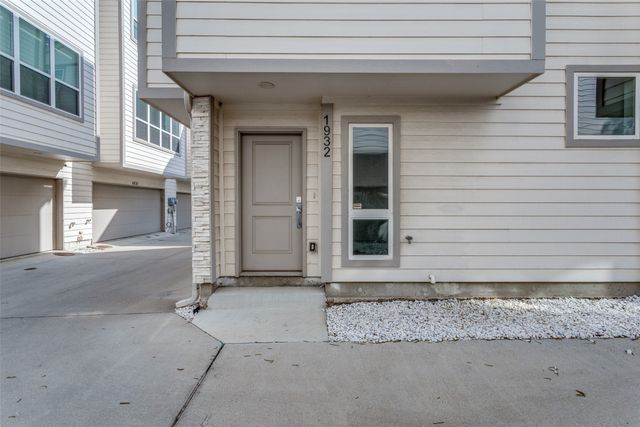 1932 Landon Lane, Dallas, TX 75204