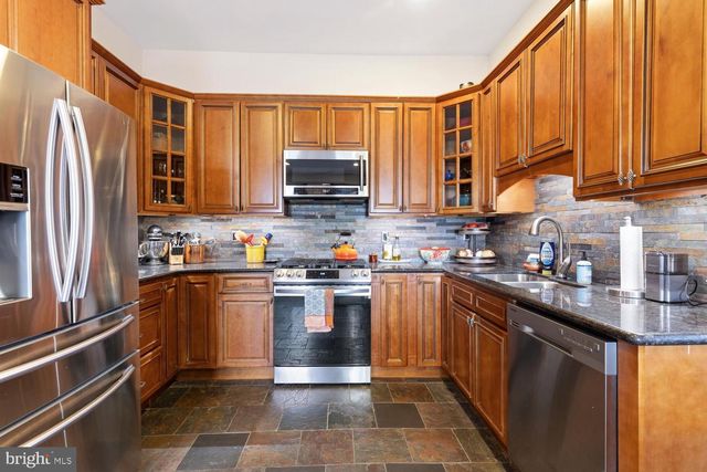 328 N 39TH ST, Philadelphia, PA 19104