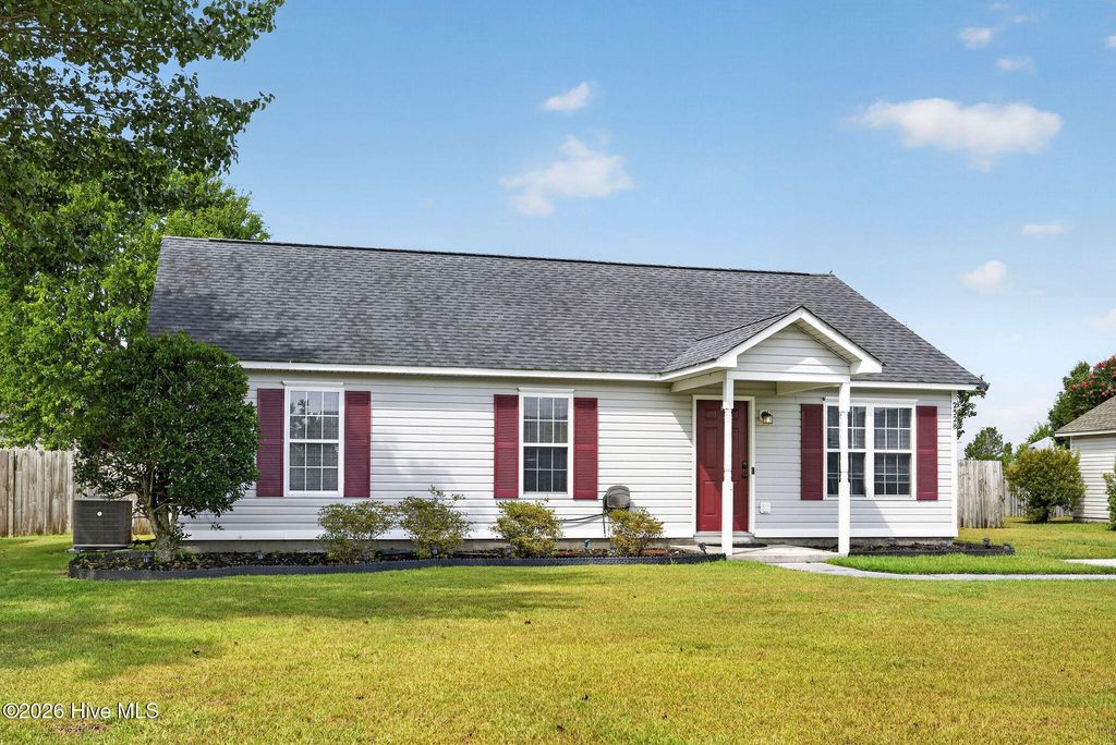 2528 Bradfield Court, Wilmington, NC 28411