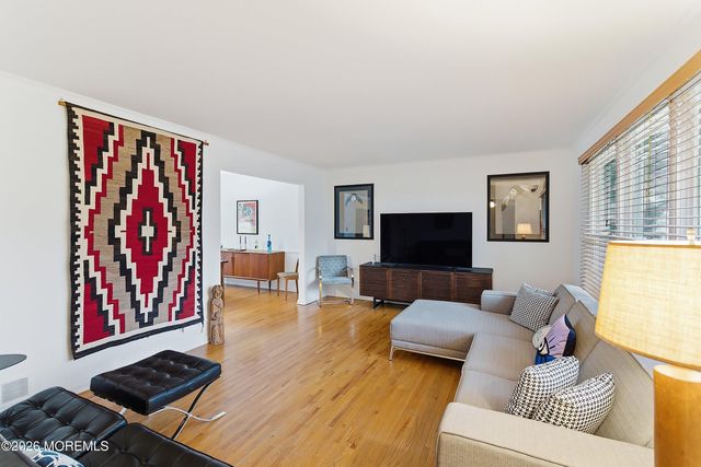 266 Union Hill Road, Manalapan, NJ 07726