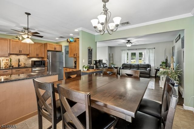 3 Ford Ave, Hopatcong Boro, NJ 07843