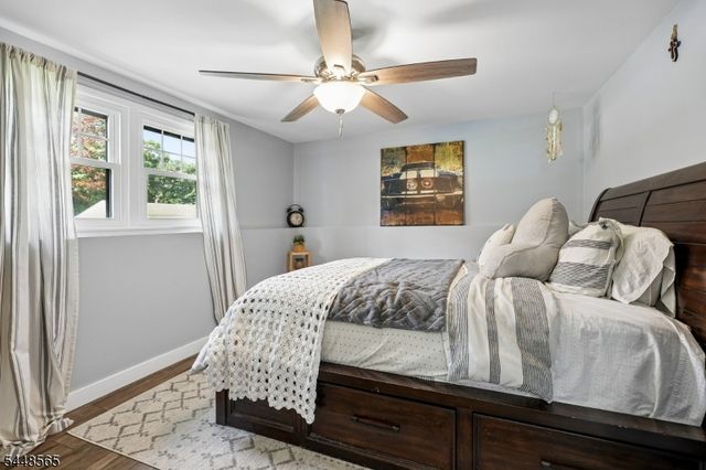 3 Ford Ave, Hopatcong Boro, NJ 07843
