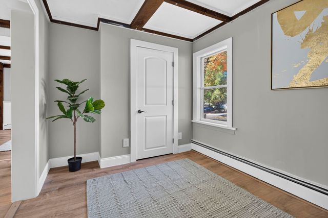 16 Norton Street, Derry, NH 03038