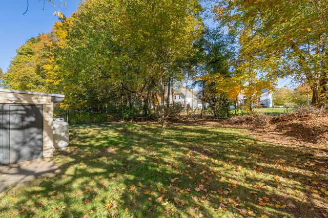 16 Norton Street, Derry, NH 03038