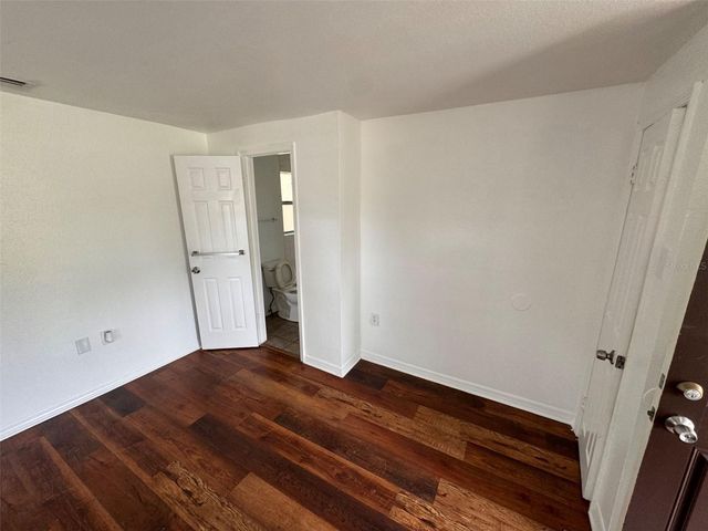 4823 9TH STREET, Zephyrhills, FL 33542