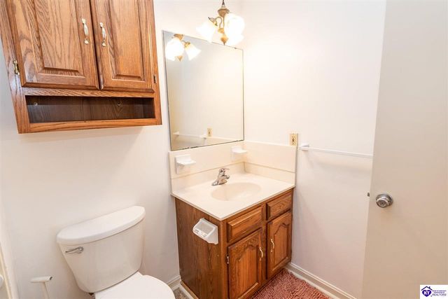 558 Pearman Avenue, Radcliff, KY 40160