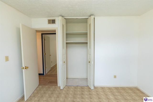 558 Pearman Avenue, Radcliff, KY 40160
