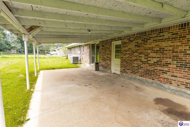 558 Pearman Avenue, Radcliff, KY 40160