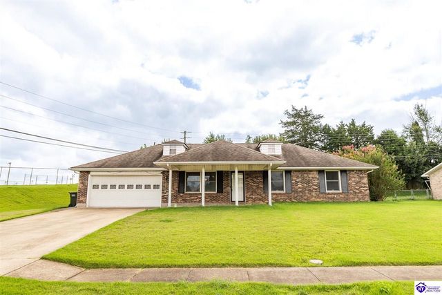 558 Pearman Avenue, Radcliff, KY 40160