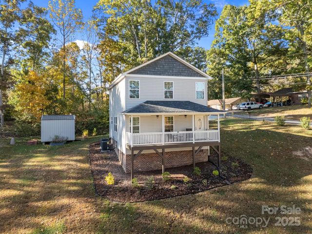 1734 Shadowbrook Drive, Kannapolis, NC 28081