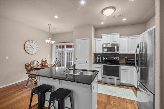 4455 Pecan Street, Fayetteville, AR 72704