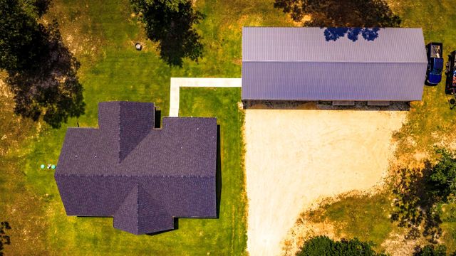 950 Brushy Creek Drive, Onalaska, TX 77360