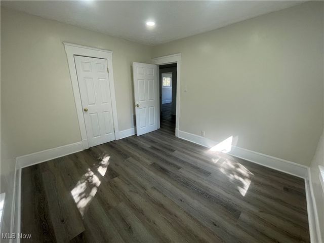 10404 South Boulevard, Cleveland, OH 44108