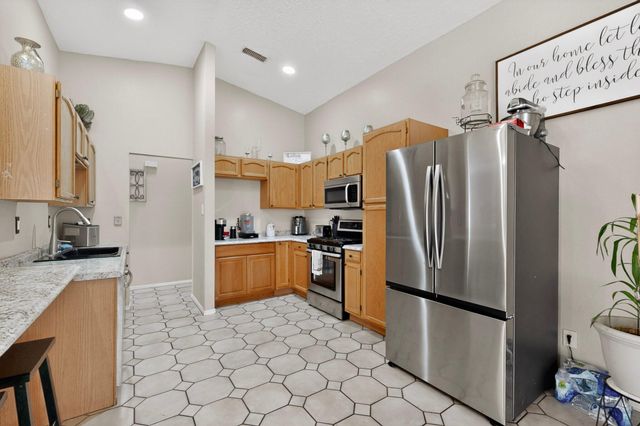 7719 San Augustine Street NW, Albuquerque, NM 87120