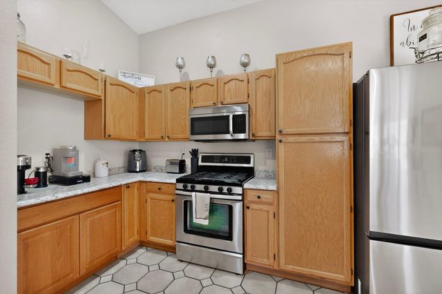 7719 San Augustine Street NW, Albuquerque, NM 87120