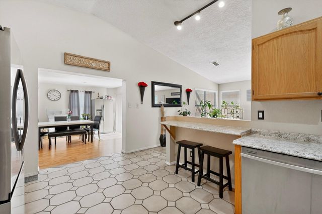 7719 San Augustine Street NW, Albuquerque, NM 87120