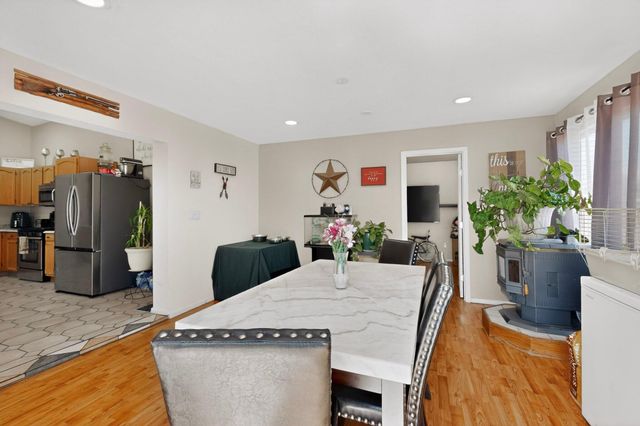 7719 San Augustine Street NW, Albuquerque, NM 87120