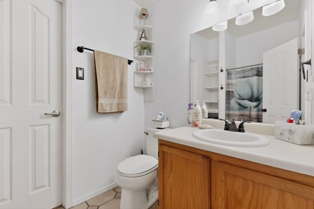7719 San Augustine Street NW, Albuquerque, NM 87120