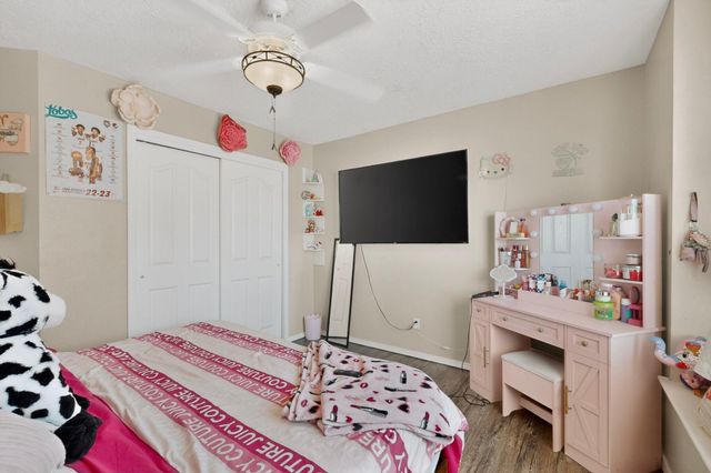 7719 San Augustine Street NW, Albuquerque, NM 87120