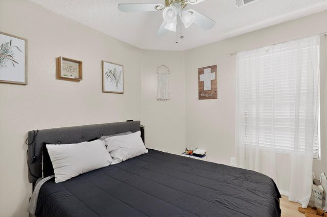 7719 San Augustine Street NW, Albuquerque, NM 87120