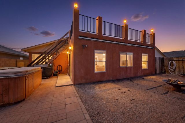 7719 San Augustine Street NW, Albuquerque, NM 87120