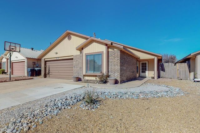 7719 San Augustine Street NW, Albuquerque, NM 87120