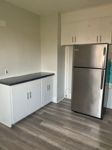 96 Seaview Terrace 2ND FLOOR, Bridgeport, CT 06605