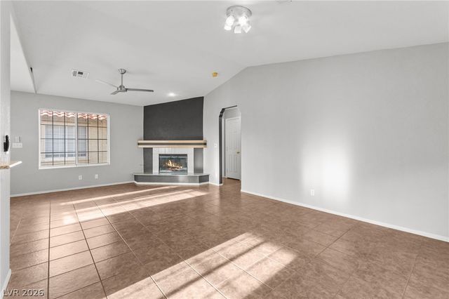 6812 Elm Creek Drive 201, Las Vegas, NV 89108