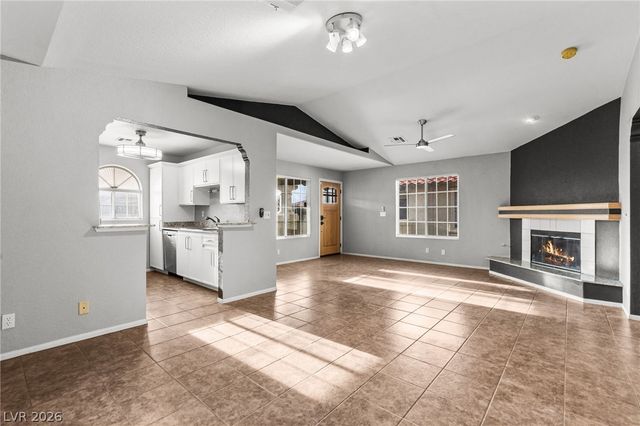 6812 Elm Creek Drive 201, Las Vegas, NV 89108