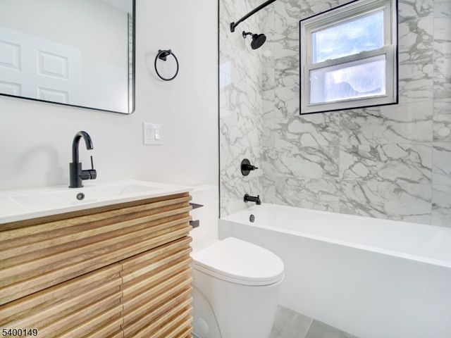 5 Krotik Pl, Irvington Twp., NJ 07111