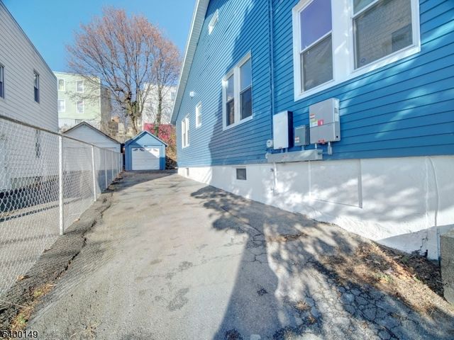 5 Krotik Pl, Irvington Twp., NJ 07111