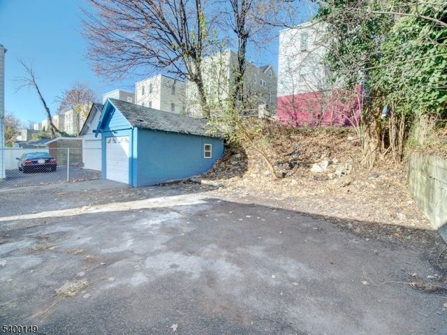 5 Krotik Pl, Irvington Twp., NJ 07111