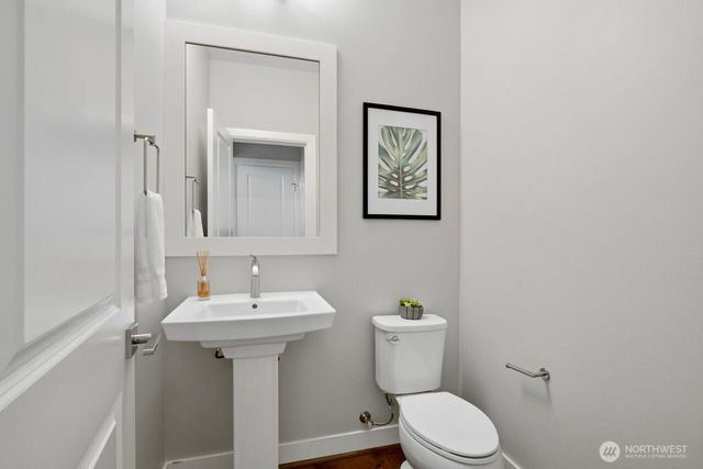 11550 158th Avenue NE, Redmond, WA 98052