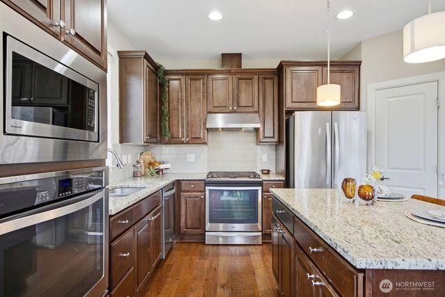 11550 158th Avenue NE, Redmond, WA 98052