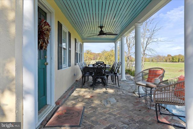 1344 OLD WINCHESTER RD, Boyce, VA 22620