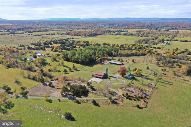 1344 OLD WINCHESTER RD, Boyce, VA 22620