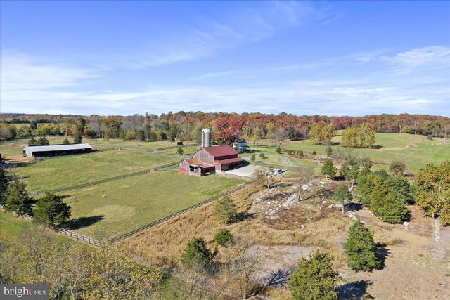 1344 OLD WINCHESTER RD, Boyce, VA 22620