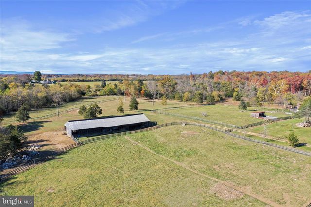 1344 OLD WINCHESTER RD, Boyce, VA 22620