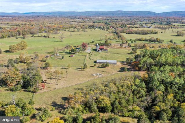 1344 OLD WINCHESTER RD, Boyce, VA 22620