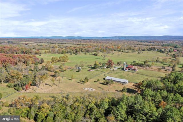 1344 OLD WINCHESTER RD, Boyce, VA 22620