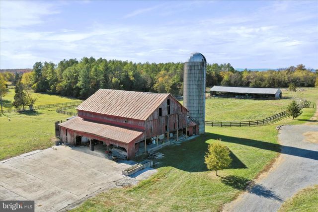 1344 OLD WINCHESTER RD, Boyce, VA 22620