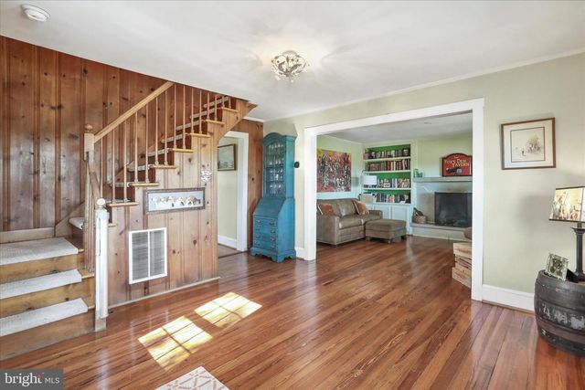 1344 OLD WINCHESTER RD, Boyce, VA 22620