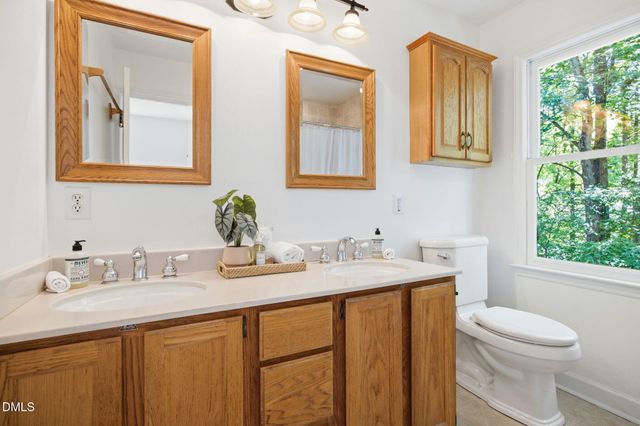 720 Creekstone Drive, Chapel Hill, NC 27516