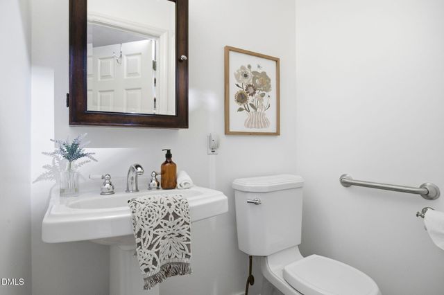 720 Creekstone Drive, Chapel Hill, NC 27516