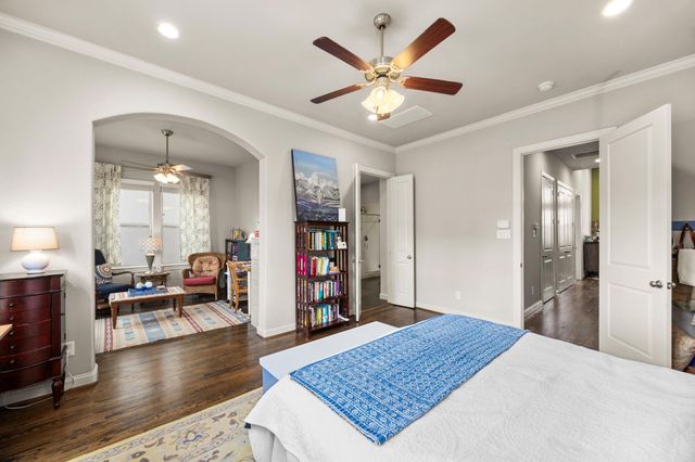 1616 Wrenwood Lakes, Houston, TX 77043